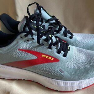 Brooks Launch 9 Men's Road Running Shoes Red and Grey Sz 10.5 D Med